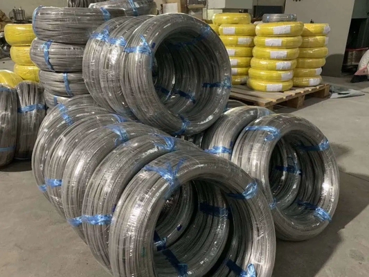 ASTM 6 8 9 10 12 14 18 20 1.6mm x 100 PVC or Galvanized Anti-Rust and Anti-Corrosion Barbed Wire Coil Razor Type Single Razor
