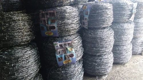 8mm and 1.8mm Diameter Galvanized Barbed Wire for Fence and Construction Customizable for Different Customer Requirements