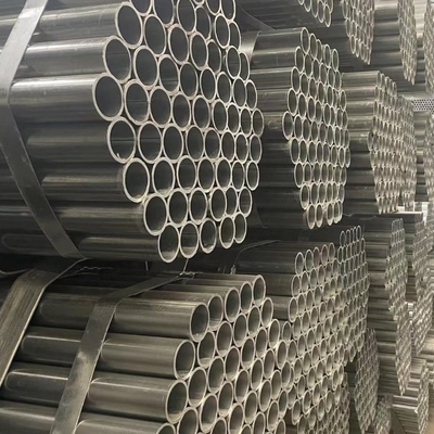 Direct of Non-oiled Round Section Shape ASTM A53 s275 GI Pipe with Threaded and Coupling in Round Shape
