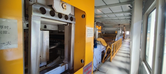 Hot Rolled or Cold Rolled Technology Structural Carbon Steel Plate with T/R Pattern and Length of 1000-3000mm