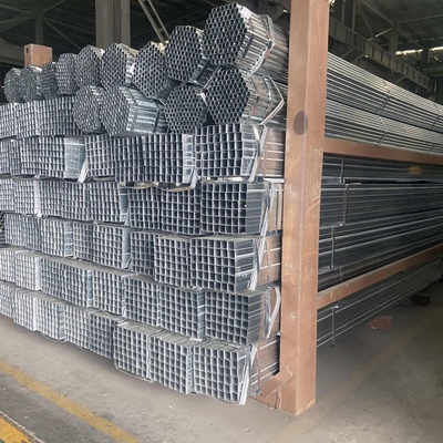 Regular Spangle ASTM A106 A36 A53 BS Shs Square Galvanized Structural Erw Rectangular Steel Pipe for Structural Projects