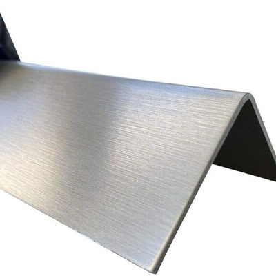 Angel Steel Q235 Q345C St235jr Grade ASTM Used for Constructional Engineering Invoicing by Actual Weight Length 20-140mm