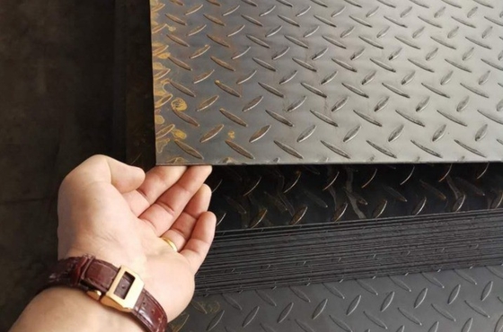 T Type Shape Surface 24 Gauge Galvanized Checkered Sheet Metal Roll for Custom Thickness and Customized Surface
