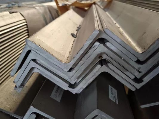 ASTM A36 Equal Angle Steel for Q235/Q345/SS400/ST37-2/ST52/Q420/Q460/S235JR/S275JR/S355JR Grade in 20mm-70mm Wide Range