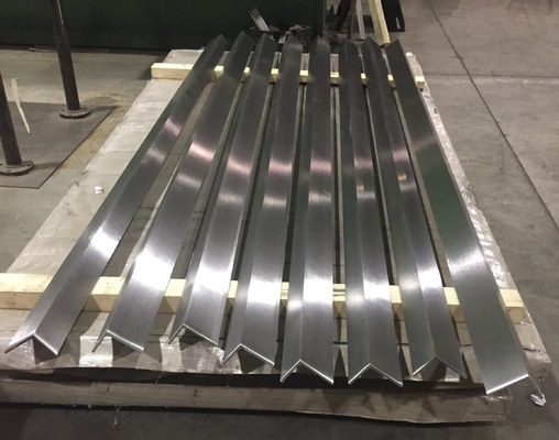 304 Stainless Steel Angle Bar with Cold/Hot Rolled Options Thickness 0.3mm-3.0mm/3.0mm-100mm Invoicing By Actual Weight