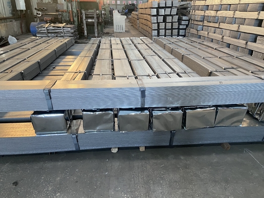 Heat Treatment KW-HOT ROLLED SHEET flat steel bar Construction Building Material Width as required