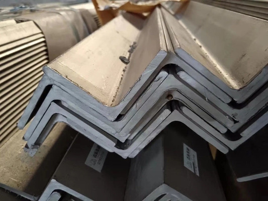 Carbon Steel Angle A36 Q235B SS400 S235JR L Profile Hot Dipped Galvanized Equal and Unequal Q235B Angel Ms Steel Angle Iron Bar