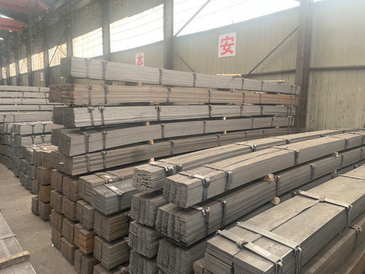 China Top Manufacturer 304 316 Stainless Steel Round/Flat Bar Customized Stainless Steel Flat Engineering Steel