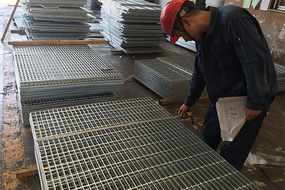 Quality Assured Stainless Steel Diamond Grill Grates 201 304 316 Stainless Steel Wired Floor Grating