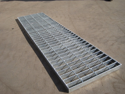 Widely Used Floor Grate Stainless Steel 12x12 30x3 Anti Skid Steel Grating Diamant Corrugated Steel Grating