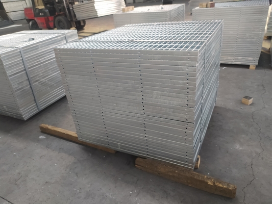 High Standard Galvanized Steel Grating Standard Size G253/30/100 G303/30/100 Steel Bar Grating