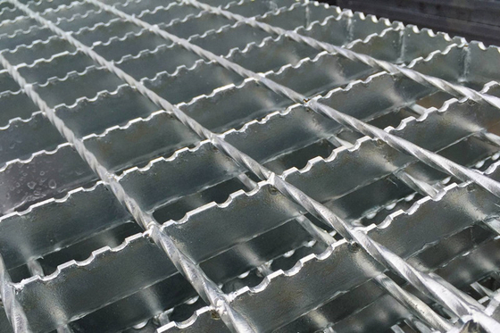 Factory Direct Sale Anti Skid Steel Grating Rectangle 25mm I Bar Steel Grating Hot Dip Galvanized
