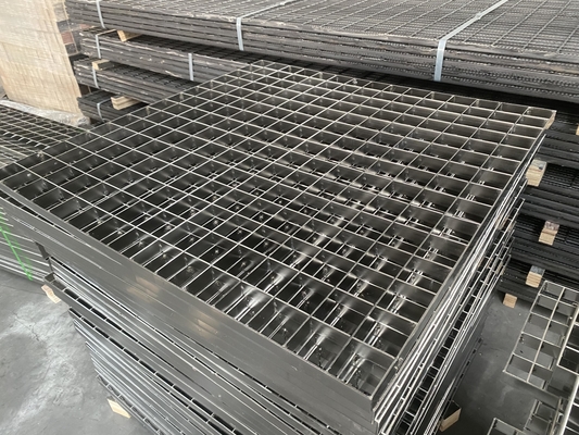 High Quality Anti-slip Serrated Drainage Covers 32*5mm Metal Building Construction Materials Steel Grating