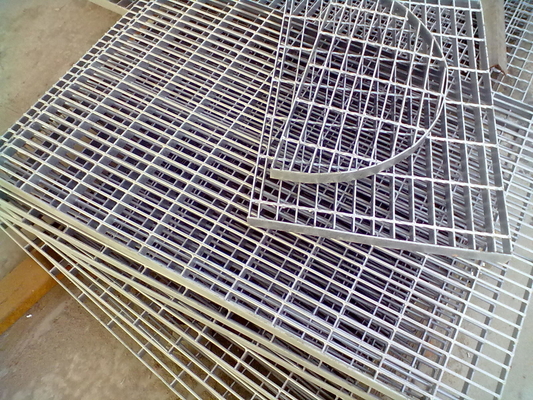 Hot sale steel grating metal mesh grill stainless steel grating plate stair tread anti skid plate for Industrial