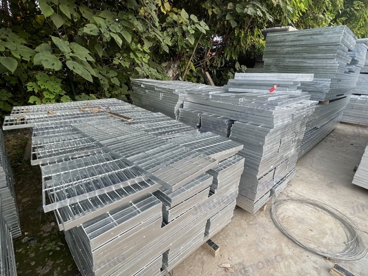 Standard material Q235 201 304 316 Galvanized Steel Grating for Floor, Manhole Cover, Drainage, Grate, Platform